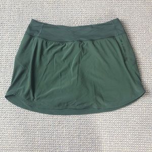 Outdoor Voices skort
